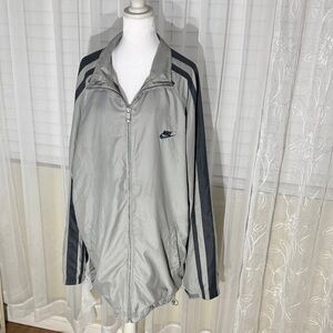 Nike Men's Silver and Black Windbreaker